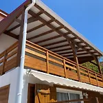 Haut De Villa Taalia